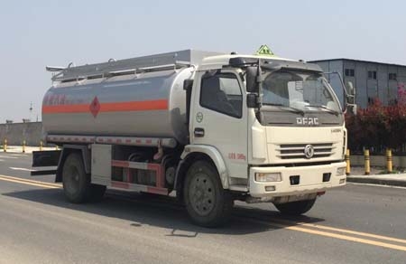 东风10T加油车